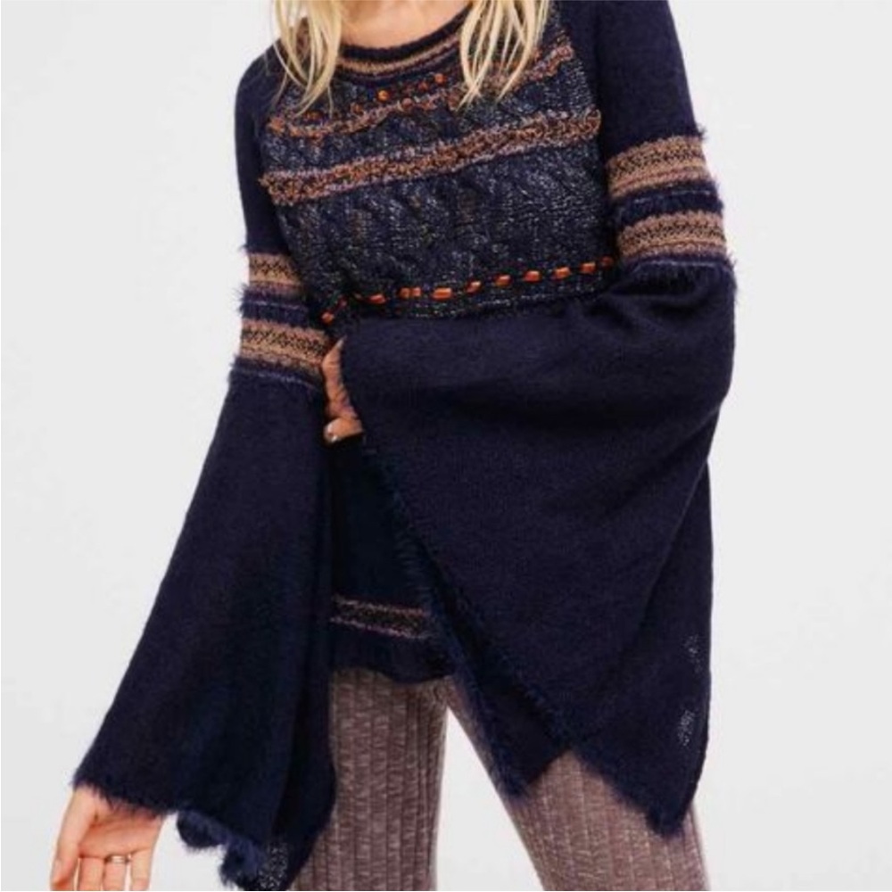 Free People Navy and White Knit Sweater